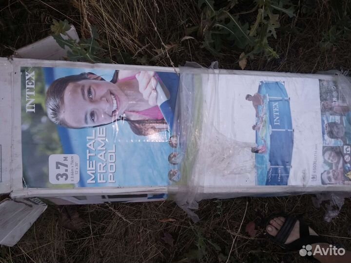 Каркасный бассейн intex