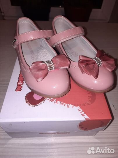 Туфли для девочки нарядные 28 размер