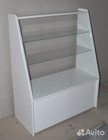 Горки, прилавки, витрины