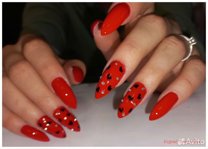 Маникюр/педикюр