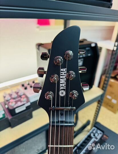 Электрогитара Yamaha