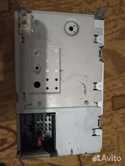 Оригинальная штатная магнитола от VAG RCD 310