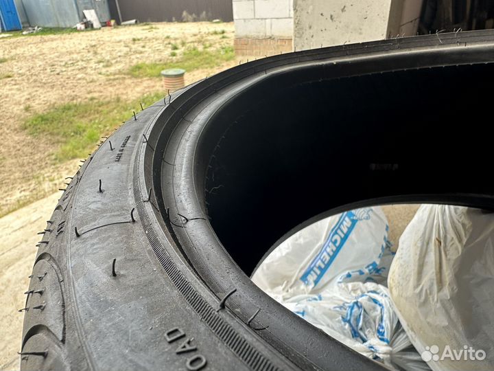 Pirelli P Zero Nero 205/40 R17