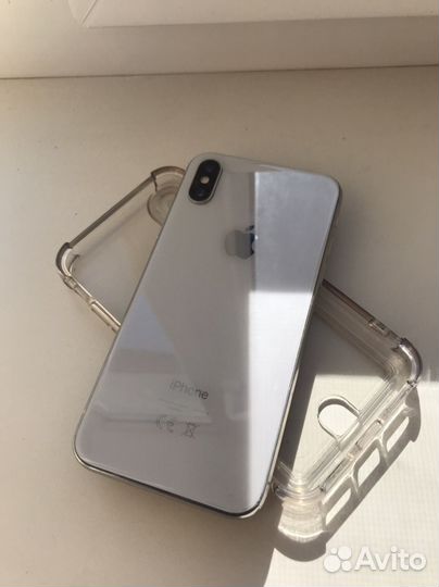 iPhone X, 64 ГБ
