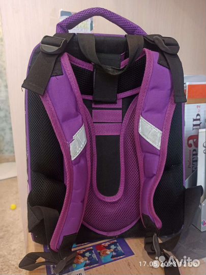 Школьный ранец (рюкзак)