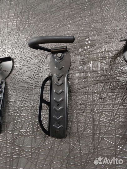 Крепёж велосипеда за колесо