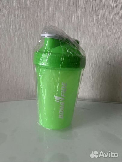 Шейкер спортивный