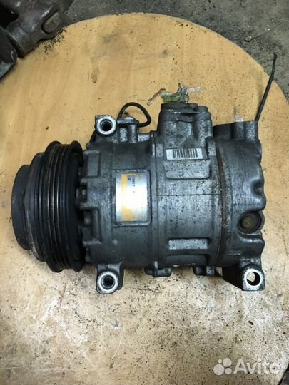 Компрессор кондиционера Audi A6, Passat B5 2.5tdi