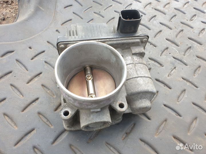 Дроссельная заслонка Nissan Primera P12 2.0 QR20DE