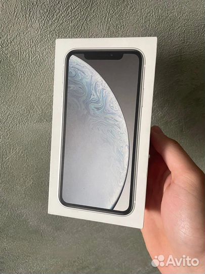 Телефон iPhone хр 128 гб