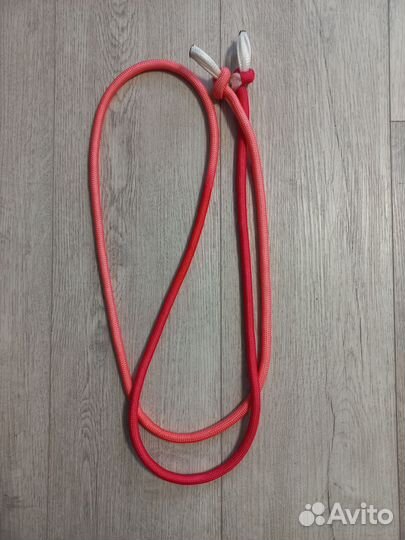 Гимнастическая скакалка