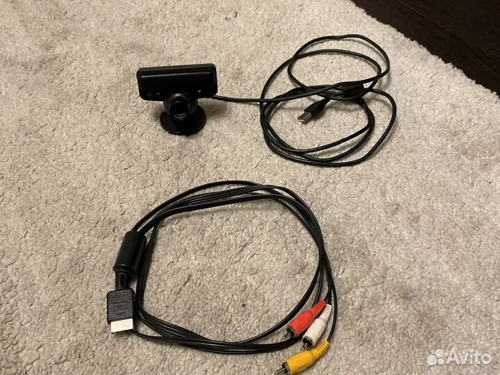 Веб-камера и кабель от PS3