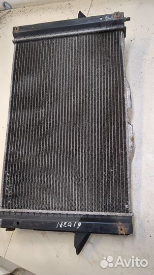Радиатор охлаждения двигателя Volvo 850, 1997