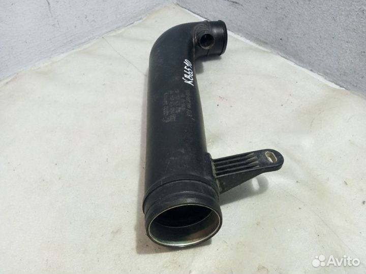 Патрубок воздушный volkswagen passat CC