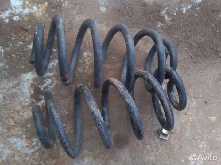 Пружина задняя Ниссан Кашкай 10