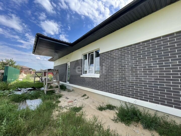 Дом 90 м² на участке 4 сот.