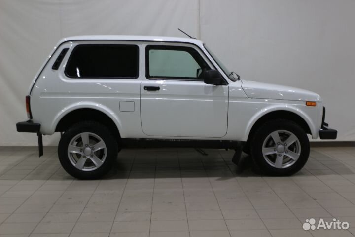 LADA 4x4 (Нива) 1.7 МТ, 2021, 32 221 км