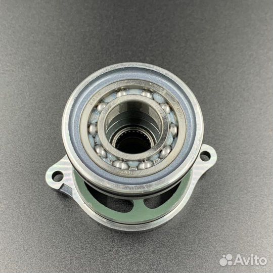 Обойма гребного вала Yamaha 9.9-15, F9.9-15