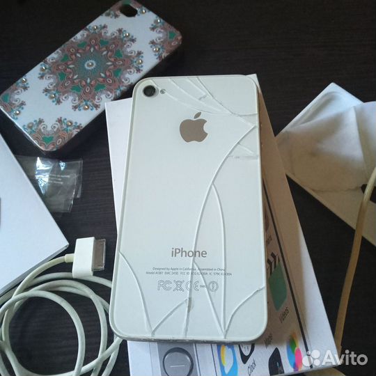 iPhone 4S, 16 ГБ