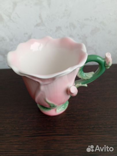 Кувшин фарфор