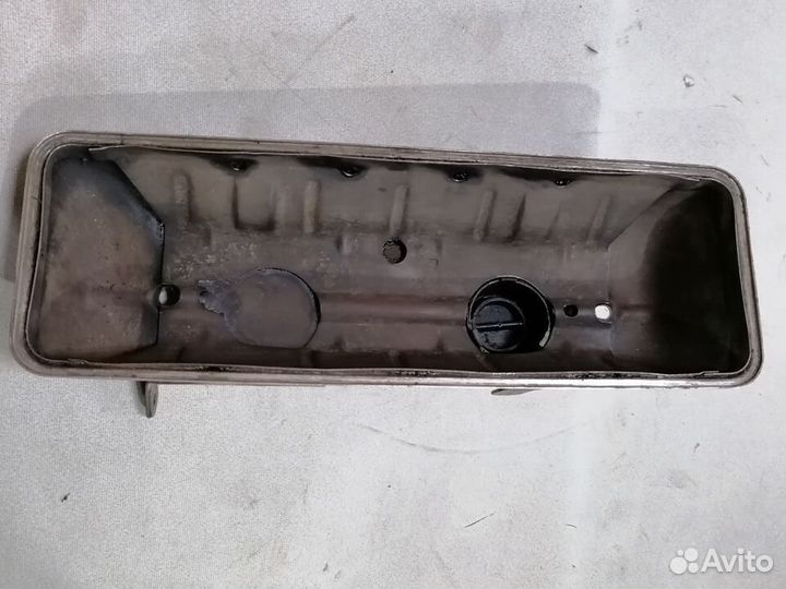 Клапанная крышка Volvo 343 1984-1991