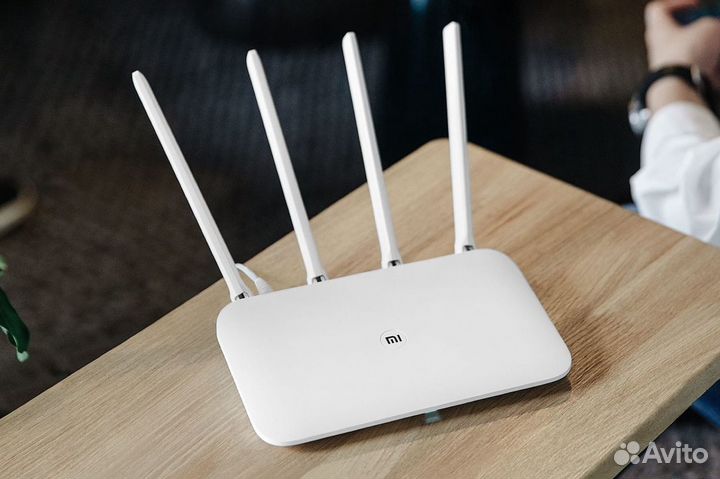Роутер Xiaomi Mi Wi-Fi Router 4C