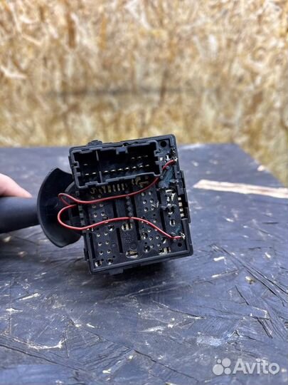 Подрулевой переключатель дворников Renault Logan 2