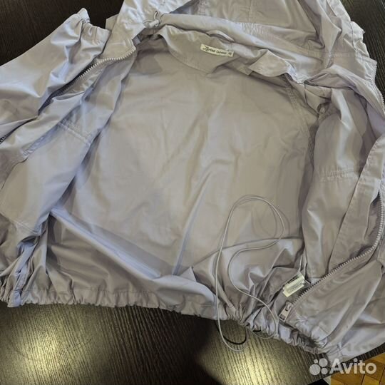 Ветровка женская