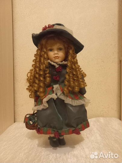 Кукла фарфоровая remeco collection