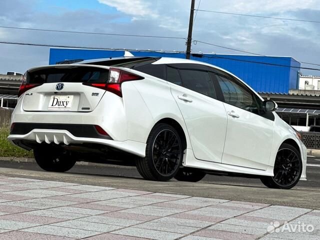 Toyota Prius 1.8 AT, 2020, 17 393 км