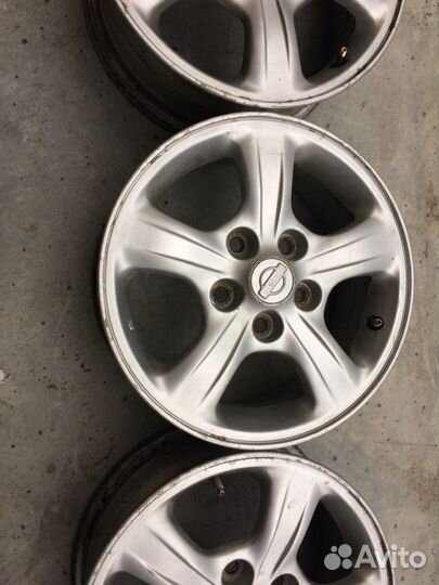 Литые диски R15 на авто