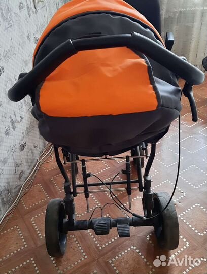 Детская коляска