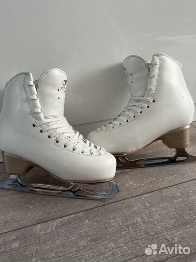 Коньки edea overture 220 D