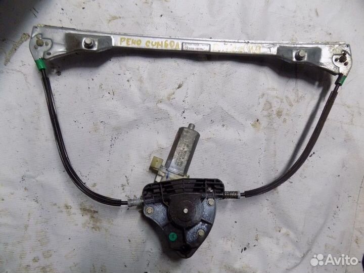 Стеклоподъемник электр. передний правый Clio/Symbo