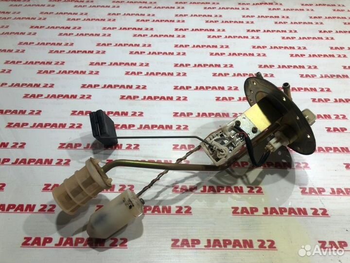 Датчик уровня топлива Mitsubishi Pajero Io H77W