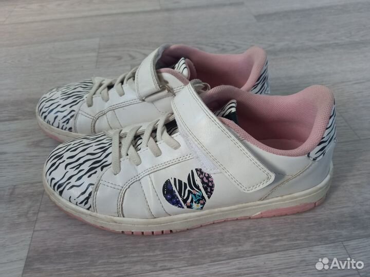 Кроссовки, 36