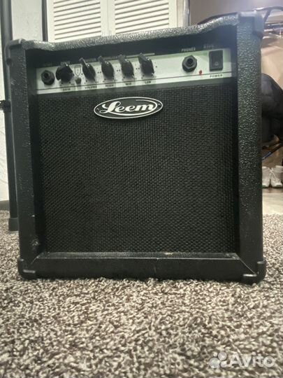 Электро гитара с комбиком