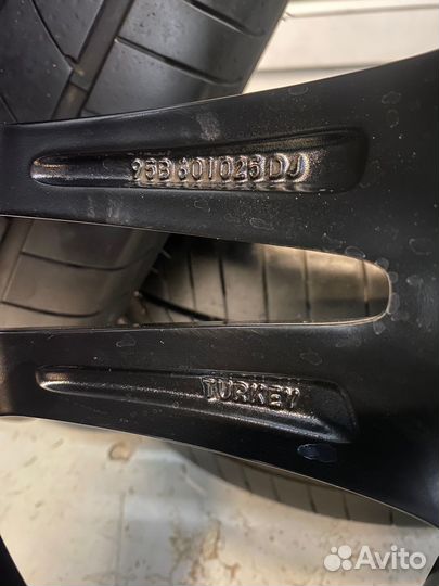 Колеса R20 Porsche Macan оригинал Turbo Black