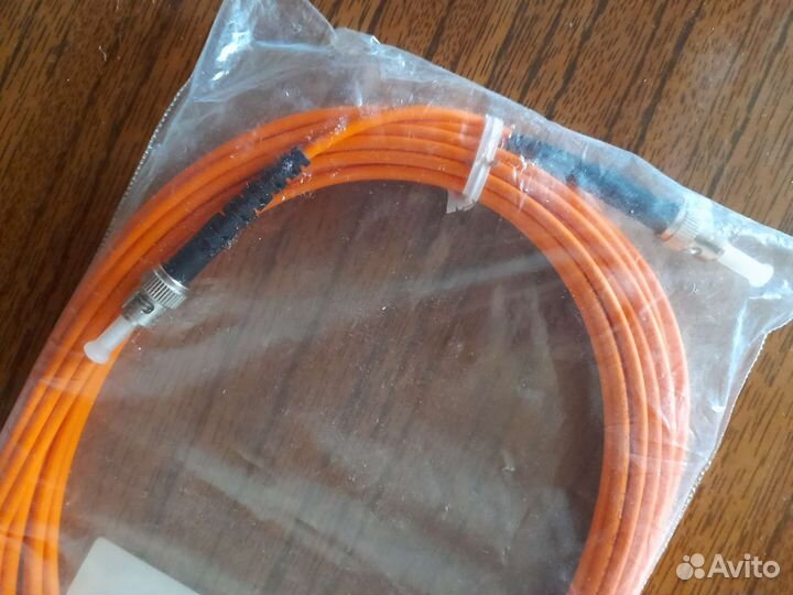 Оптический патч корд 62,5/125 st-st/ups 3.0 lszh