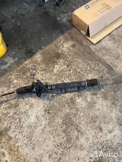 Рулевая рейка с г/у golf 2 Jetta 2