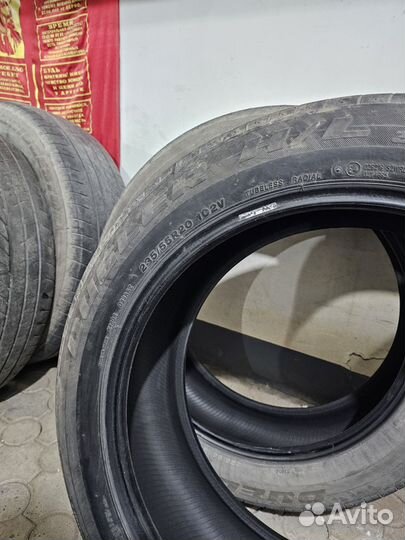 Bridgestone Dueler H/L 235/55 R20 102V