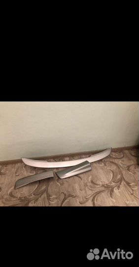 Спойлер средний