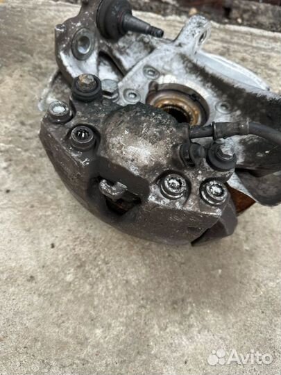 Ступица передняя правая Audi A6 4G2 cglc 2013