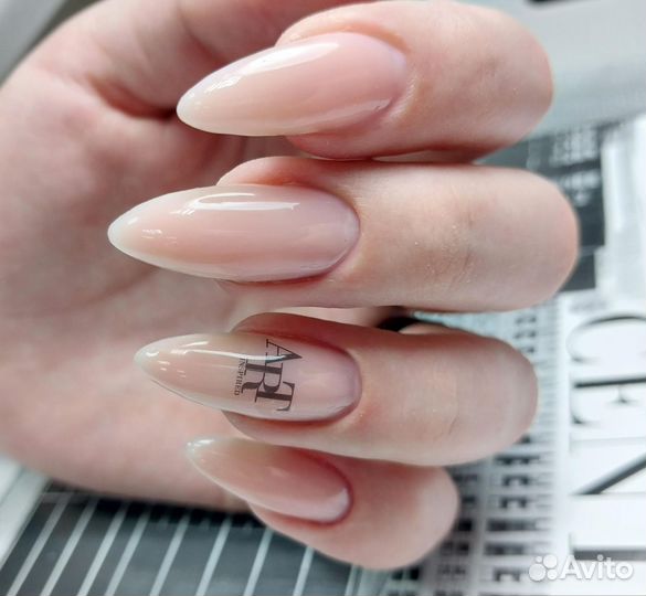Наращивание ногтей