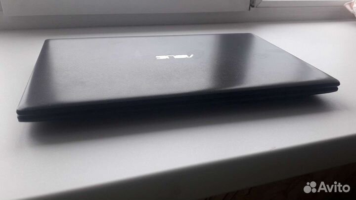 Ноутбук asus