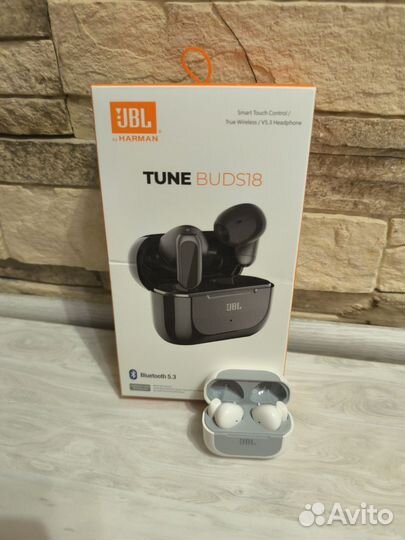 Наушники JBL Tune Buds 18