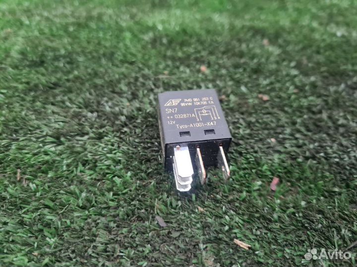 Реле VW Audi Skoda Seat 404