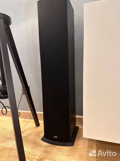 Напольные колонки Polk Audio T50
