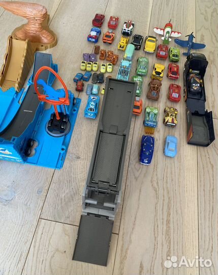 Оригинальный трек Hot Wheels & Cars