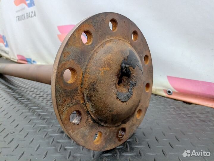 Полуось задняя правая без блокировки